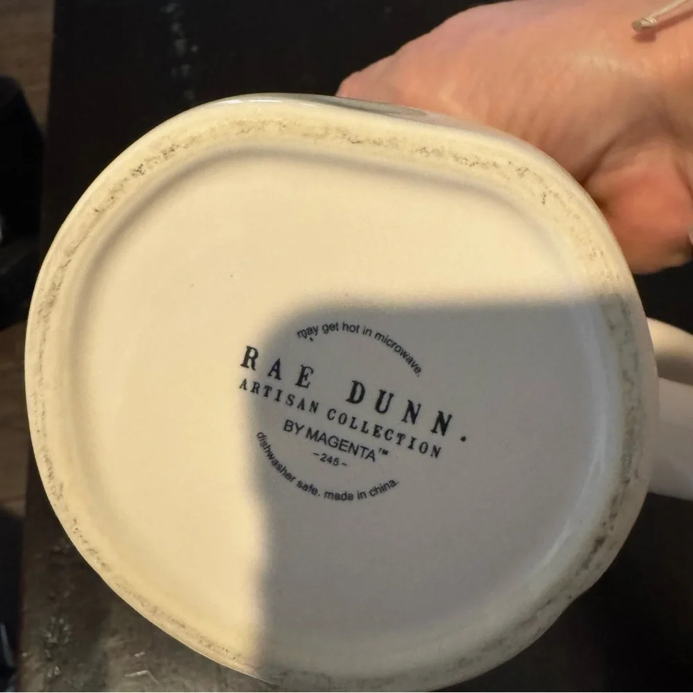 Rae Dunn Cream Mama Knows Best Mug